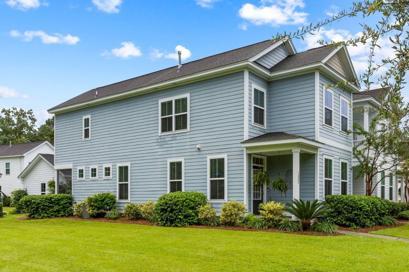 Property image 2 of 1065 Ashley Gardens Blvd in Grand Oaks Plantation, Charleston, SC 29414