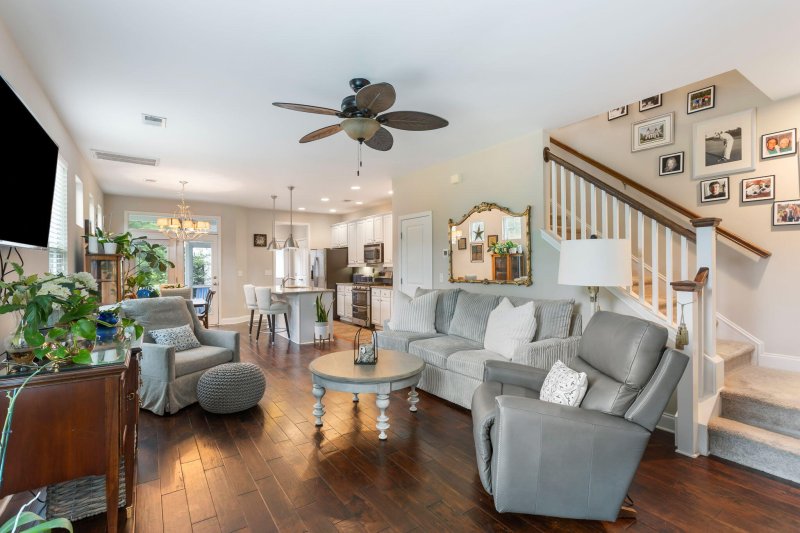 Property image 3 of 1065 Ashley Gardens Blvd in Grand Oaks Plantation, Charleston, SC 29414