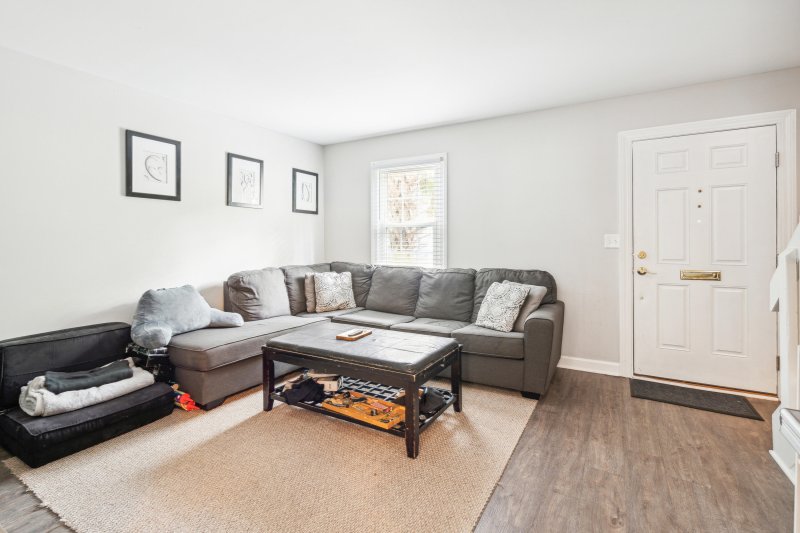 Property image 5 of 4 Coming Street in Harleston Village, Charleston, SC 29401