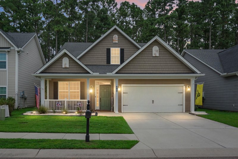 493 Foxbank Plantation Boulevard