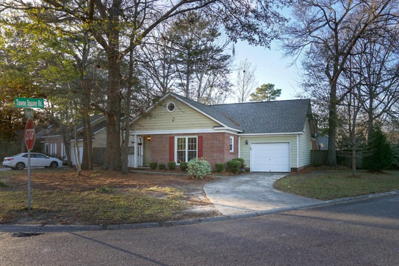 Property image 2 at 105 Hamlet Road, Summerville, SC 29485