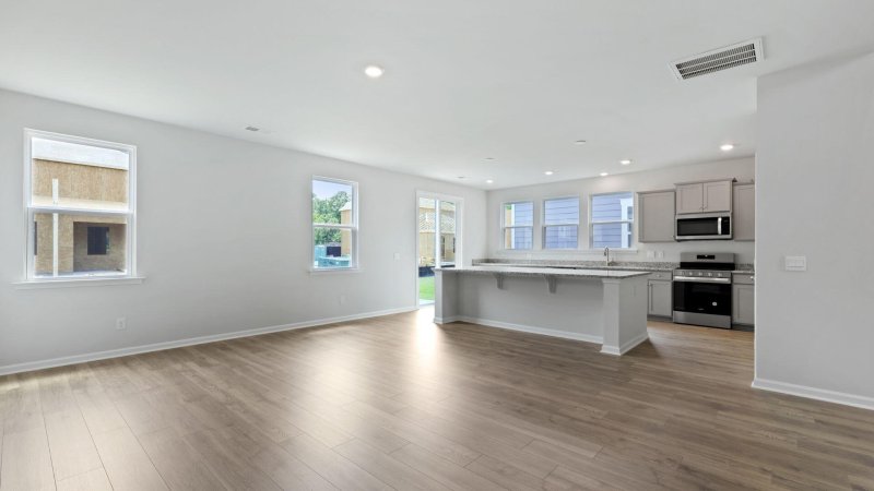 Property image 5 at 187 E Pinckney Street, Summerville, SC 29485