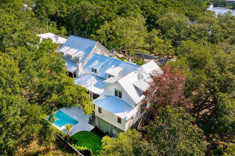 Property image 4 of 8258 Jack Island Drive in Kiawah River, Johns Island, SC 29455