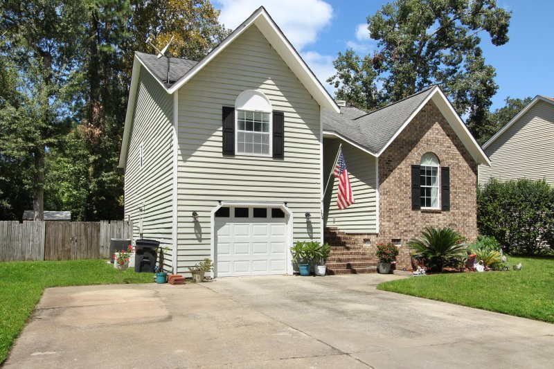 Property image 5 of 104 Excaliber Place in Archdale, North Charleston, SC 29418