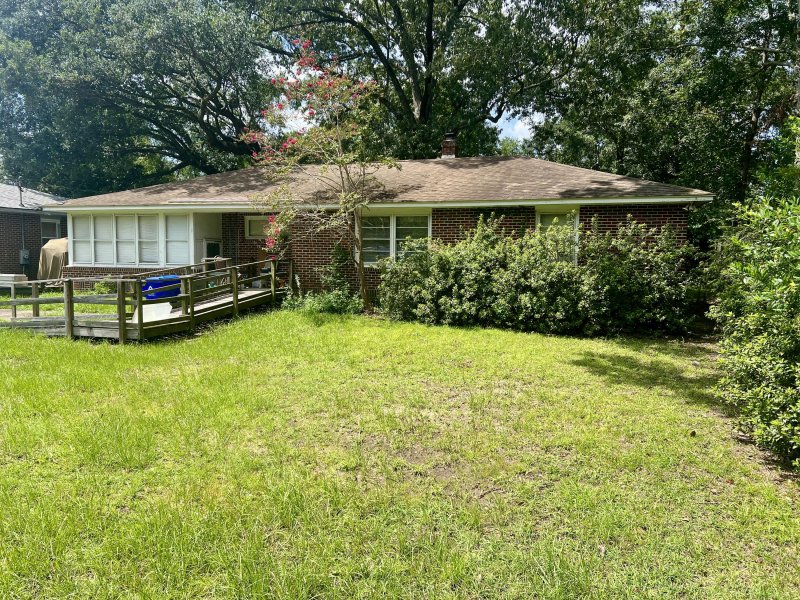 Property image 2 at 5105 Victoria Avenue, North Charleston, SC 29405