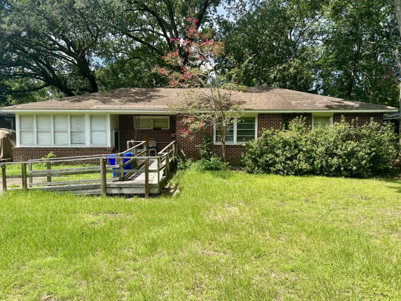 Property image 3 at 5105 Victoria Avenue, North Charleston, SC 29405