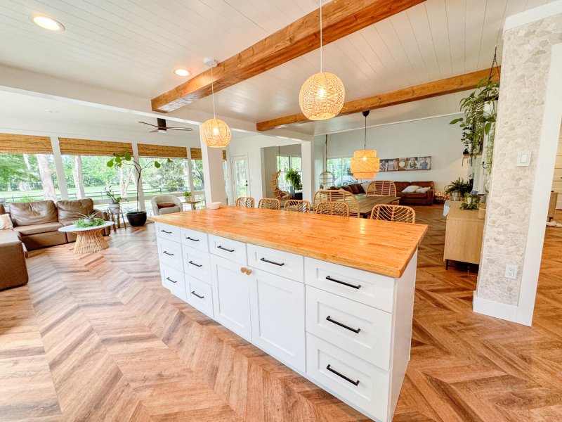 27 Fitzroy Drive
