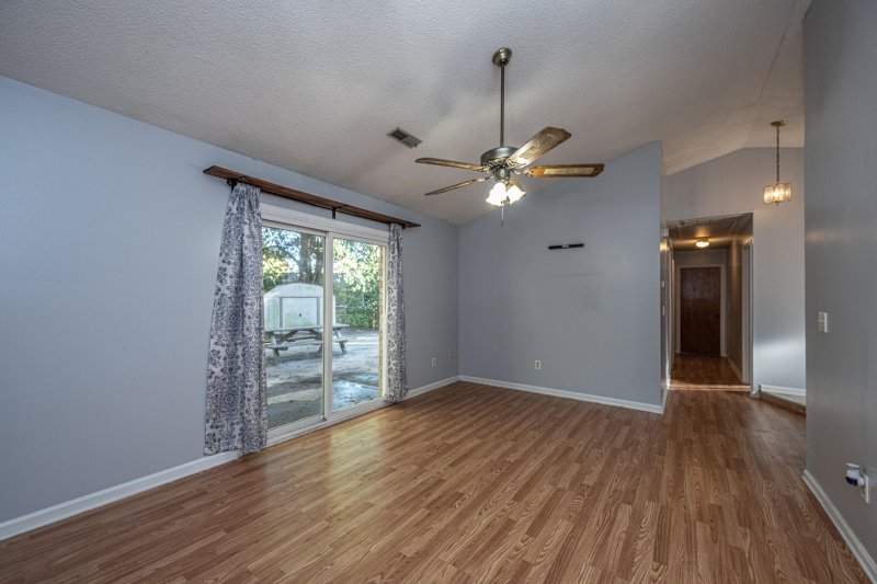 Property image 5 at 106 Edythe Court, Summerville, SC 29485