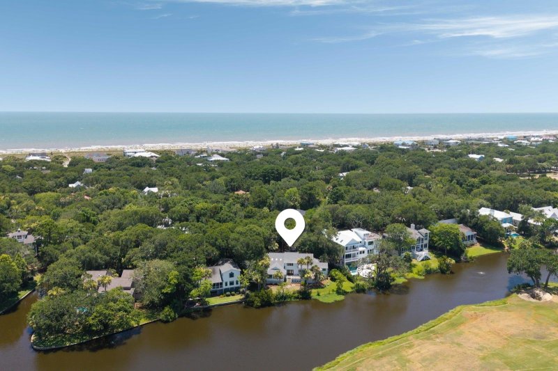 Property image 3 at 16 Edgewater Alley, Isle of Palms, SC 29451