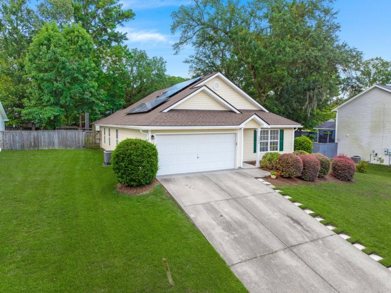 Property image 3 at 1042 Steelechase Lane, Hanahan, SC 29410