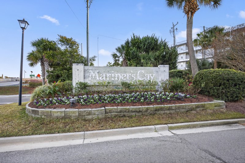 Property image 4 of 13 W Mariners Cay Drive in Mariners Cay, Folly Beach, SC 29439