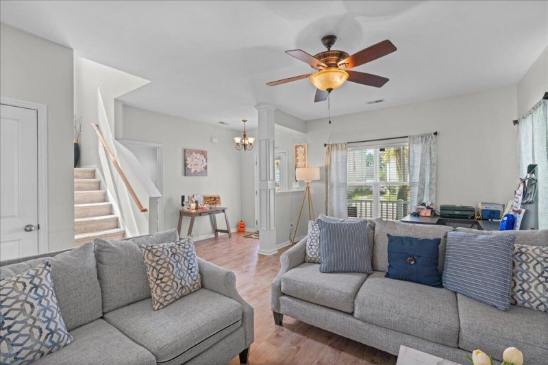 Property image 4 of 1303 Windover Run in Tanner Plantation, Hanahan, SC 29410