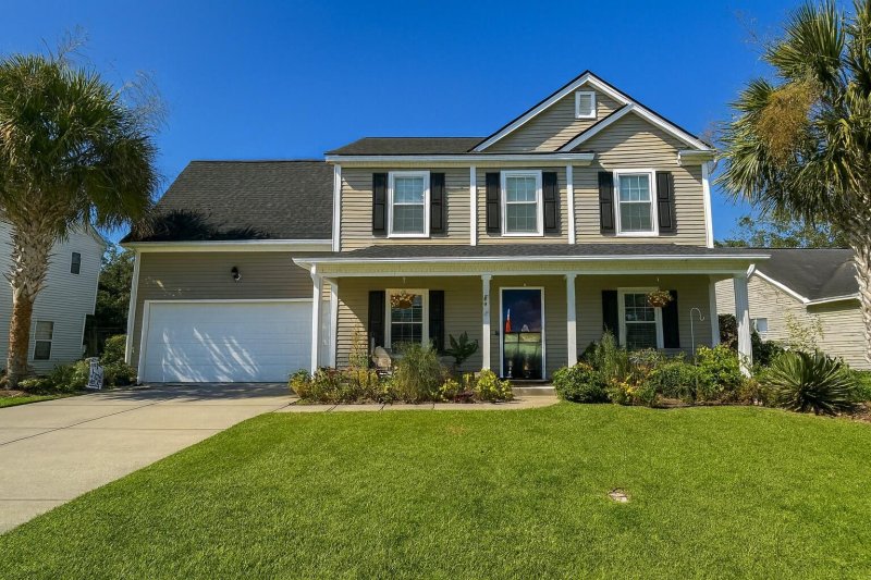 Property image 2 at 504 Beverly Dr Drive, Summerville, SC 29485