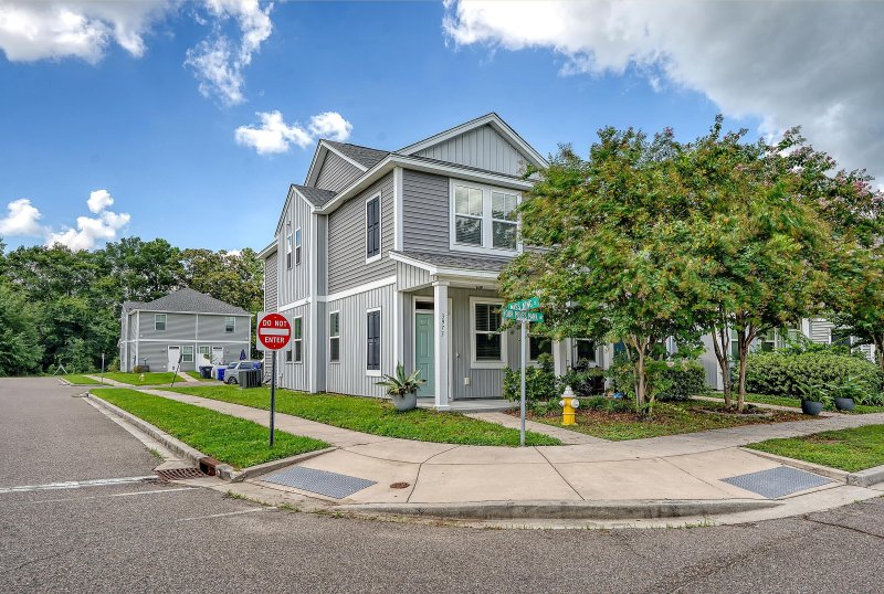 Horizon Village, North Charleston Community