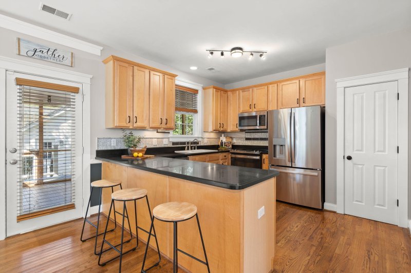 Property image 5 of 312 Hydrangea Street in White Gables, Summerville, SC 29483