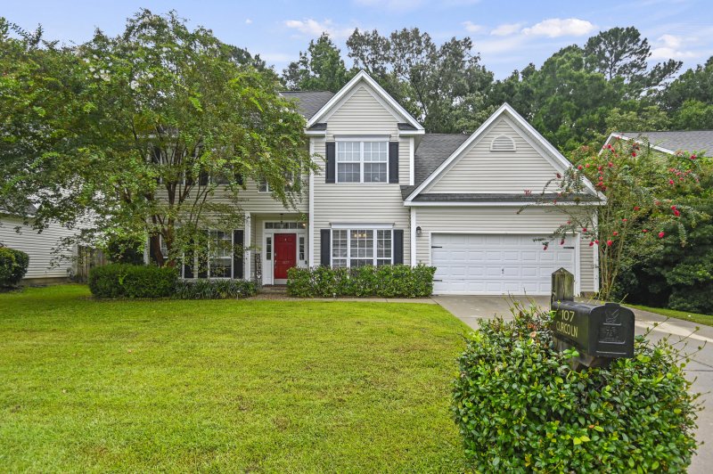 Property image 3 of 107 Curico Lane in Plum Creek, Summerville, SC 29483