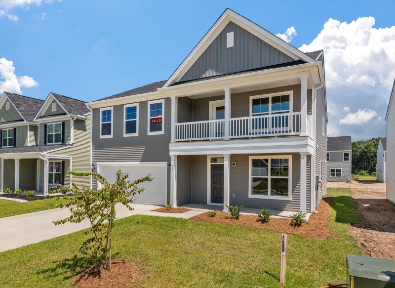 Property image 2 of 109 Shingle Oak Drive in Oakley Pointe, Moncks Corner, SC 29461