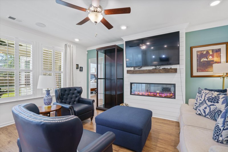 Property image 2 of 101 Caleb Court in Cambridge Park, Ladson, SC 29456