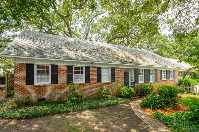 Property image 2 of 3 Pierates Cruz in Old Village, Mount Pleasant, SC 29464