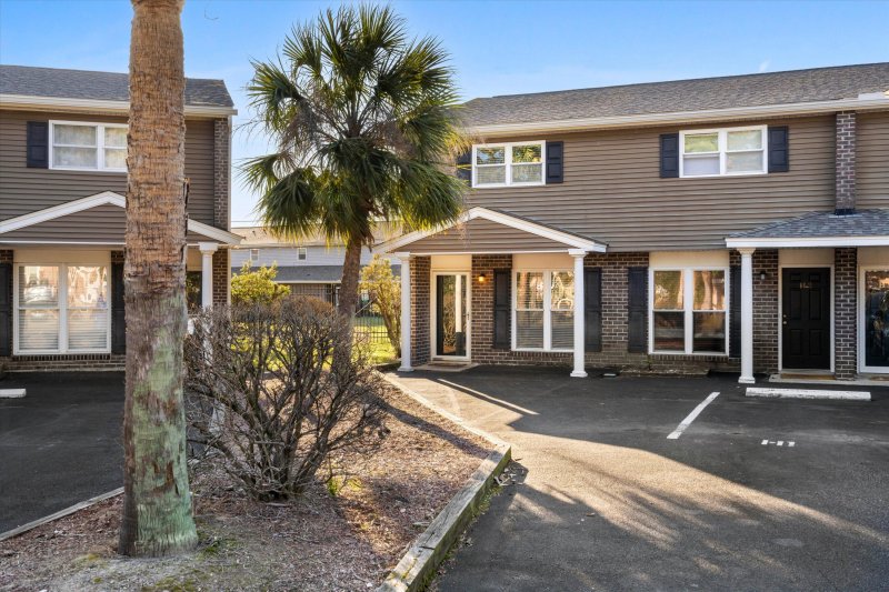 Property image 4 at 1860 Mepkin Road H1, Charleston, SC 29407