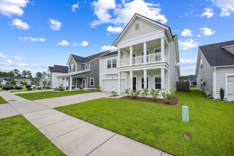 Property image 4 of 111 Haverhill Street in Cane Bay Plantation, Summerville, SC 29486