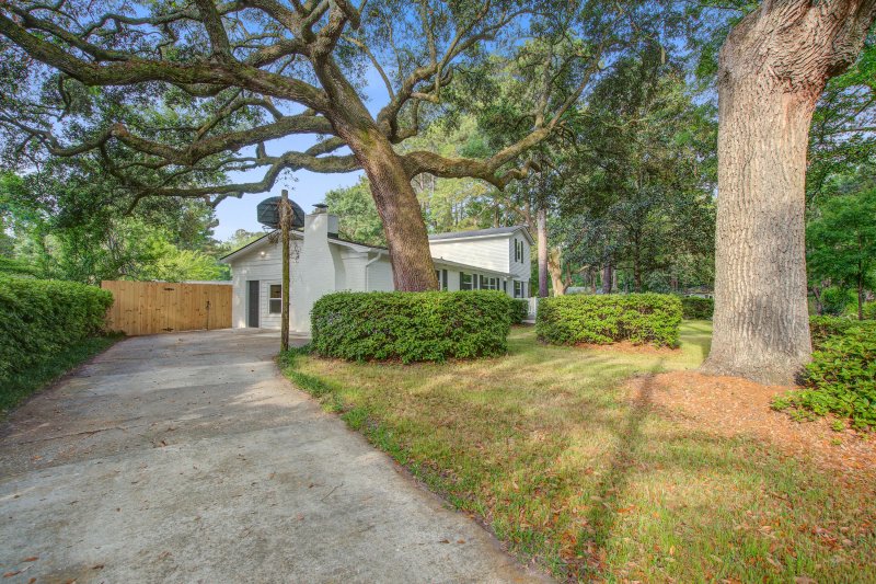 Property image 3 of 1986 Elaine Street in Cedar Springs, Johns Island, SC 29455