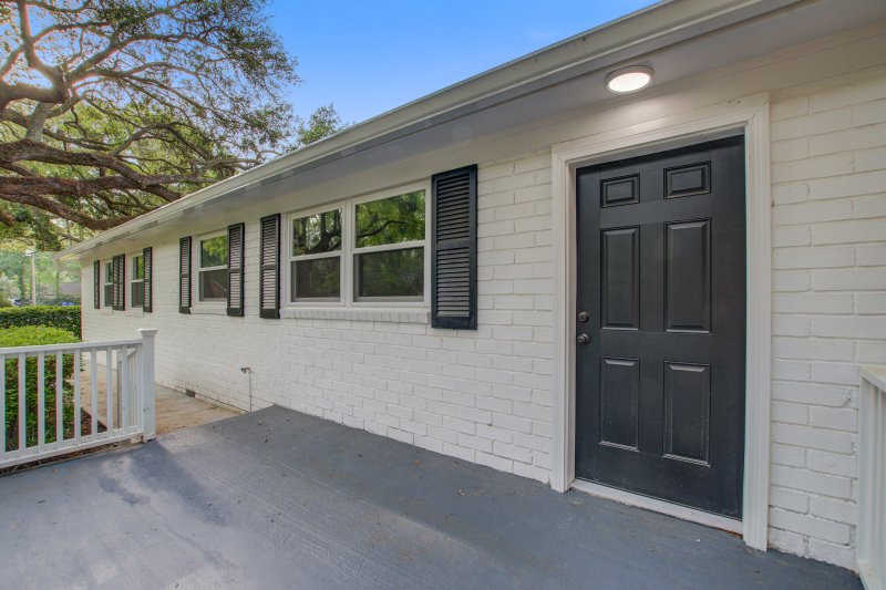 Property image 5 of 1986 Elaine Street in Cedar Springs, Johns Island, SC 29455