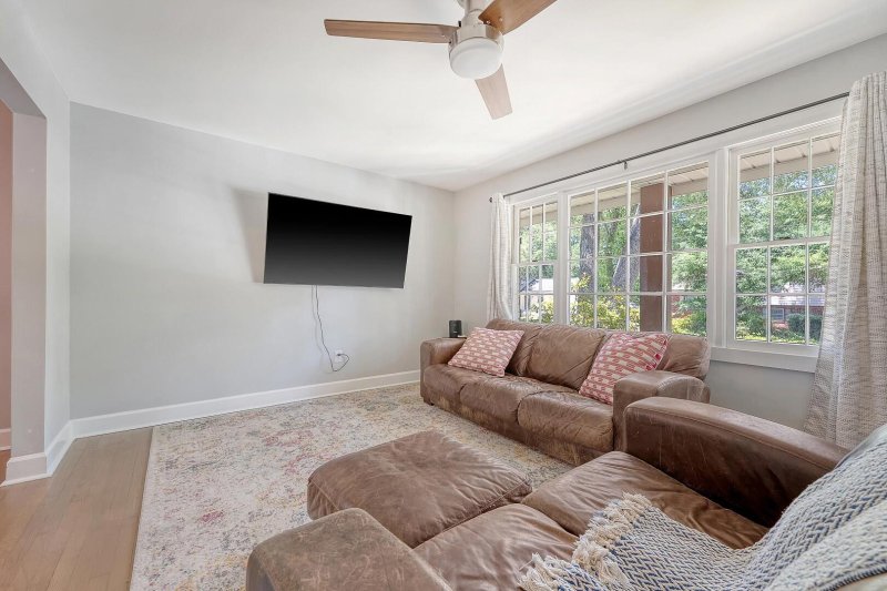 Property image 4 at 7639 Hillandale Road, North Charleston, SC 29420