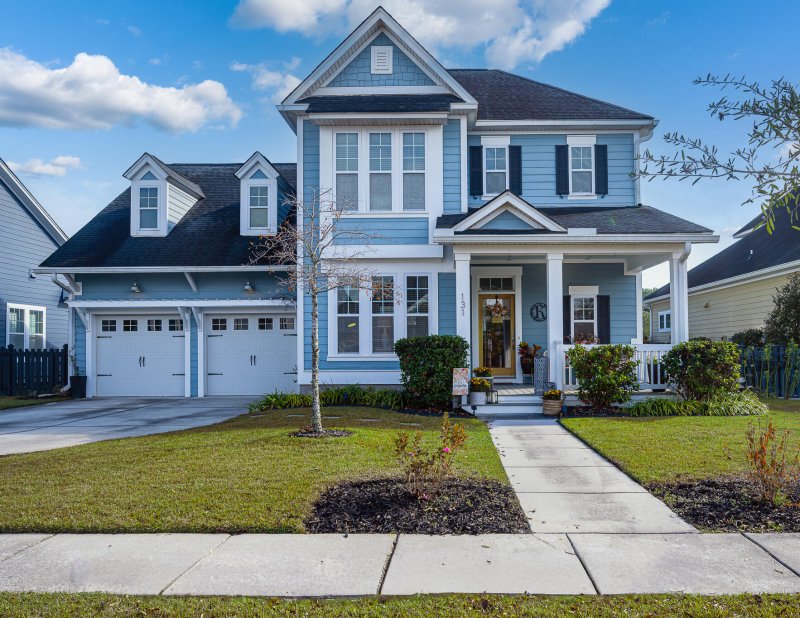 Carnes Crossroads, Summerville Community