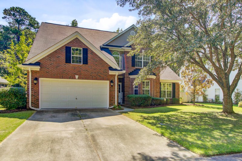 Property image 3 of 813 Beverly Drive in Bridges of Summerville, Summerville, SC 29485