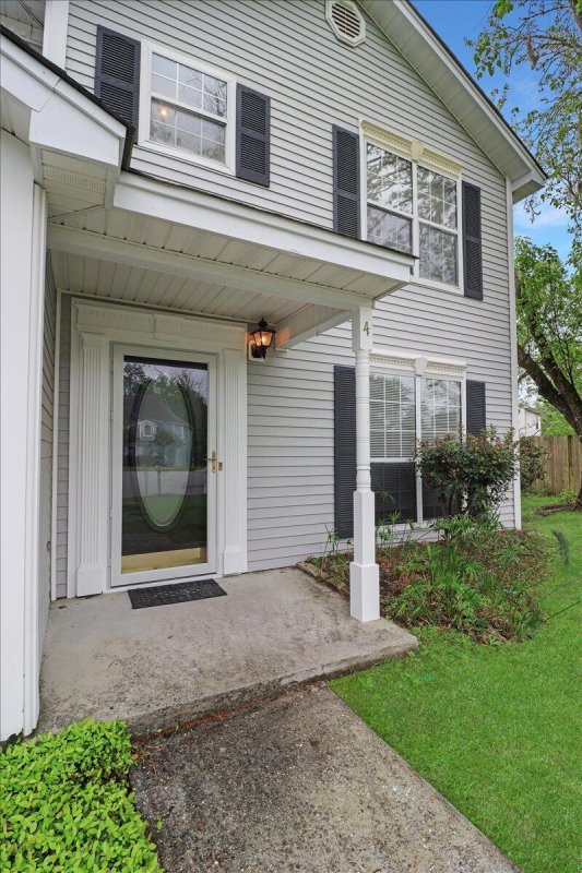 Property image 2 at 4 Packard Court, Charleston, SC 29414