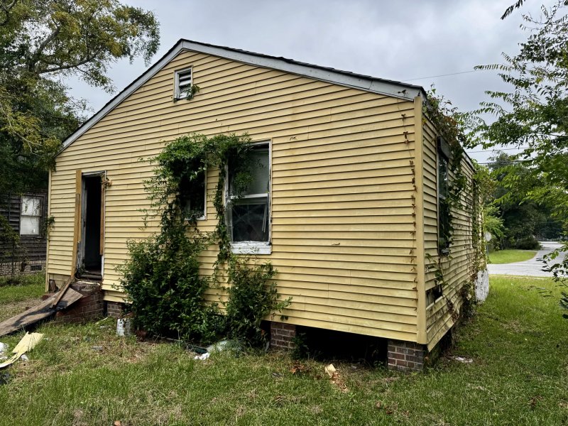 Property image 4 at 2742 W Surrey Drive, North Charleston, SC 29405