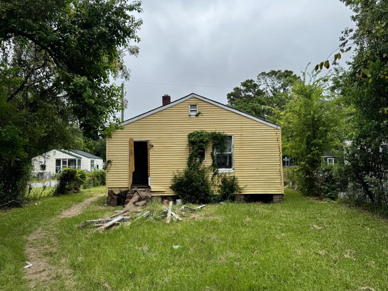 Property image 5 at 2742 W Surrey Drive, North Charleston, SC 29405