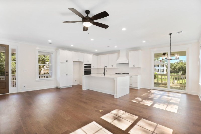 Property image 3 of 1051 Capersview Court in The Overlook at Copahee Sound, Awendaw, SC 29429