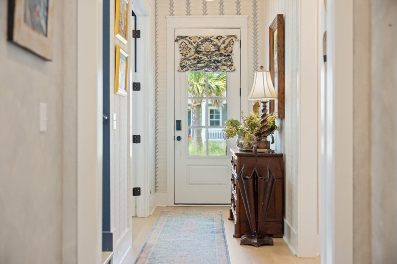 Property image 5 of 1331 W Stanfield Avenue in Midtown, Mount Pleasant, SC 29464