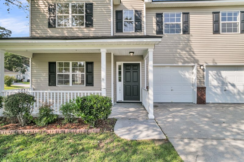 Property image 5 of 101 Wood Side Drive in Bridges of Summerville, Summerville, SC 29485