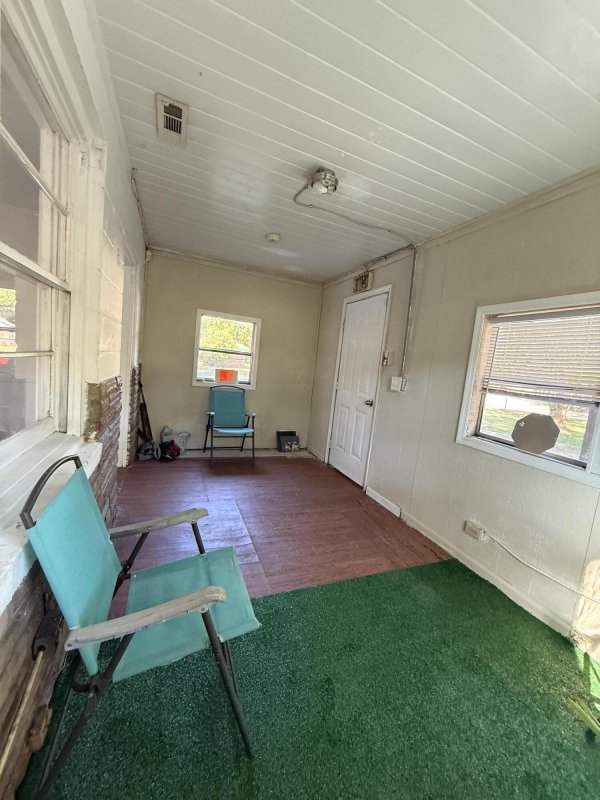 Property image 3 of 715 Yew Street in Ardmore, Charleston, SC 29407