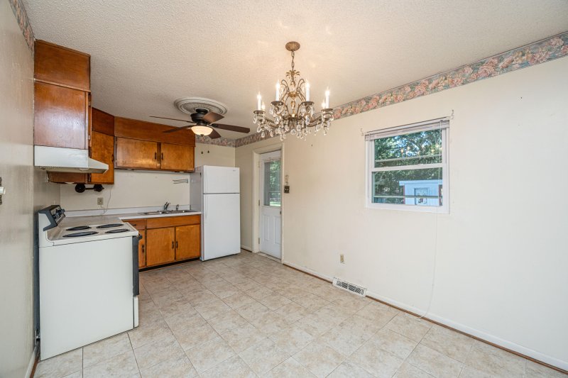 Property image 5 at 1495 Woodview Lane, James Island, SC 29412