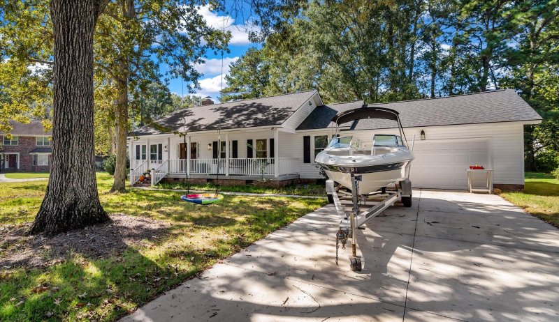 Property image 5 of 116 Palmetto Bluff Drive in Archdale, North Charleston, SC 29418