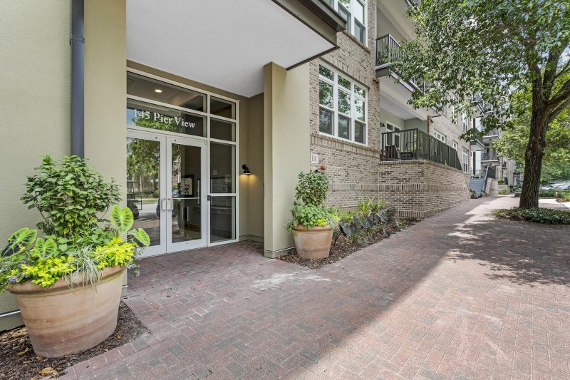 145 Pier View Street 414