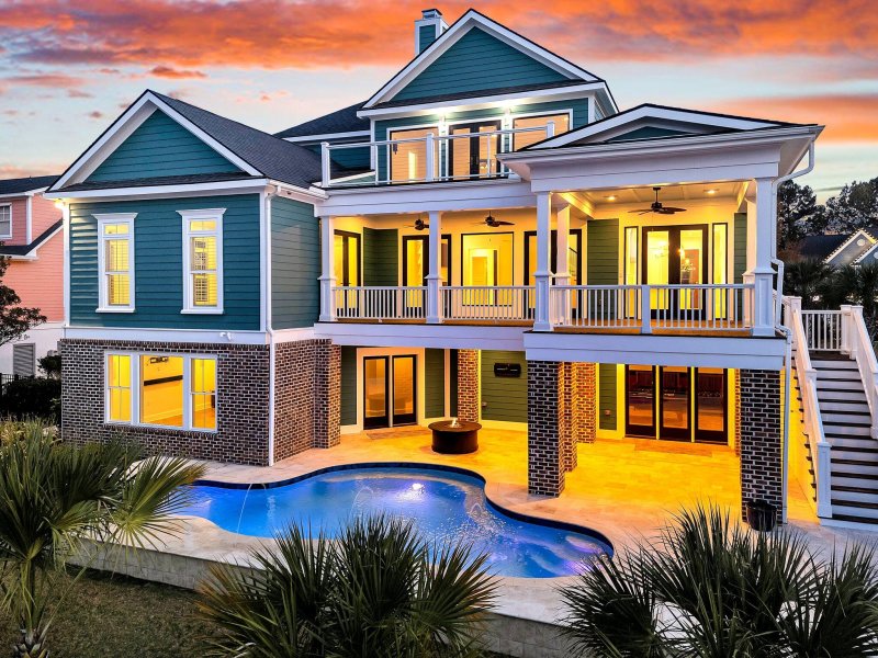 2777 Oak Manor Drive