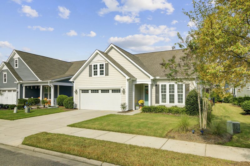 Property image 4 of 3139 Cross Vine Lane in The Ponds, Summerville, SC 29483