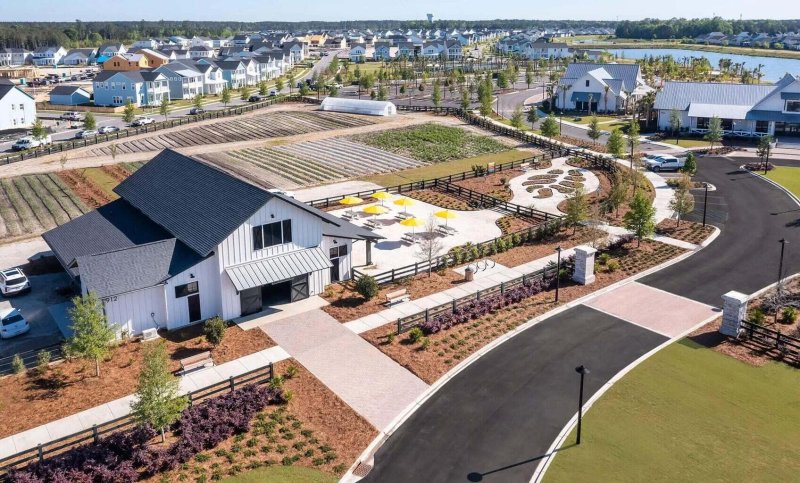 Property image 2 of 109 Snow Street in Carnes Crossroads, Summerville, SC 29486