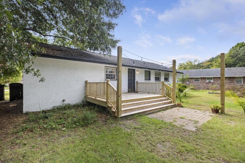 Property image 5 of 1502 Westway Drive in Westchester, Charleston, SC 29412