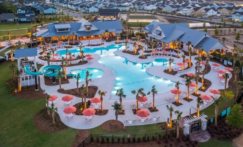 Property image 2 of 233 Citrus Drive in Carnes Crossroads, Summerville, SC 29486