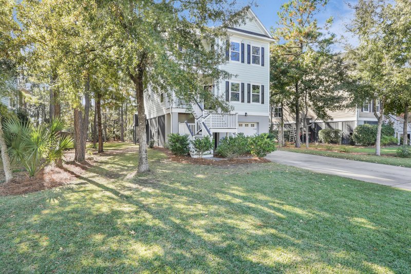 Property image 2 of 521 Sanders Farm Lane in Retreat at Beresford, Wando, SC 29492