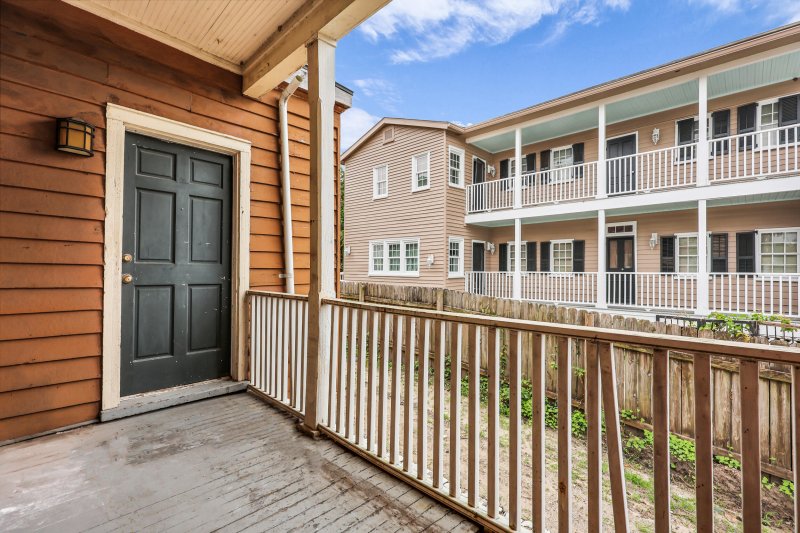 Property image 5 of 66 1 2 Lee Street in City of Charleston, Charleston, SC 29403