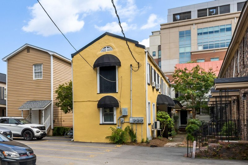 Property image 4 at 24 Bee Street F, Charleston, SC 29403