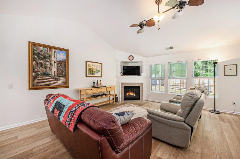 Property image 3 at 541 Brick Barn Lane, Goose Creek, SC 29445