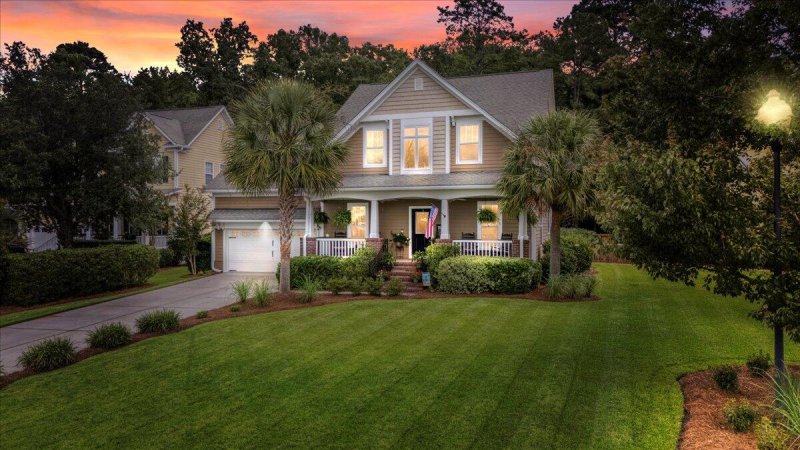 100 Carriage Ride Lane